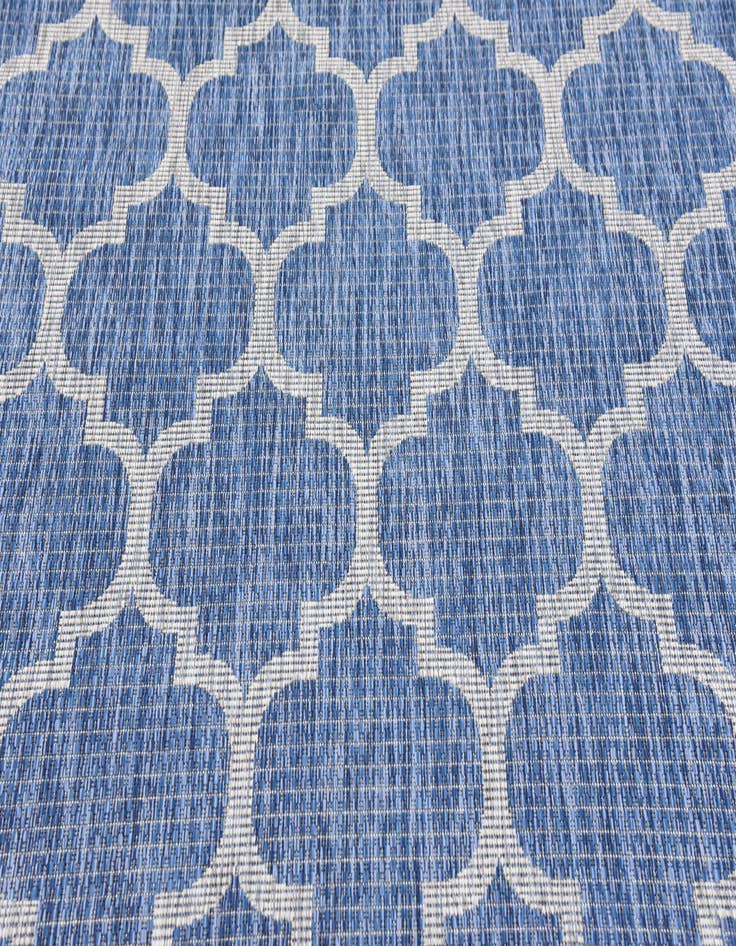 Detail image of  6' x 9'  Washable Lattice Indoor / Outdoor Rug
