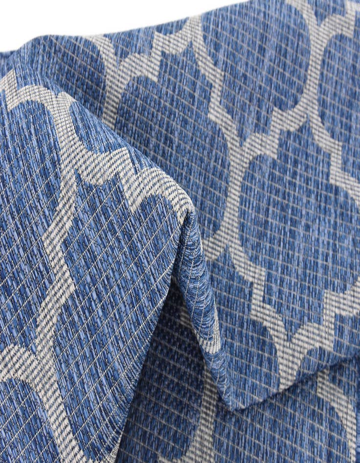 Detail image of  6' x 9'  Washable Lattice Indoor / Outdoor Rug