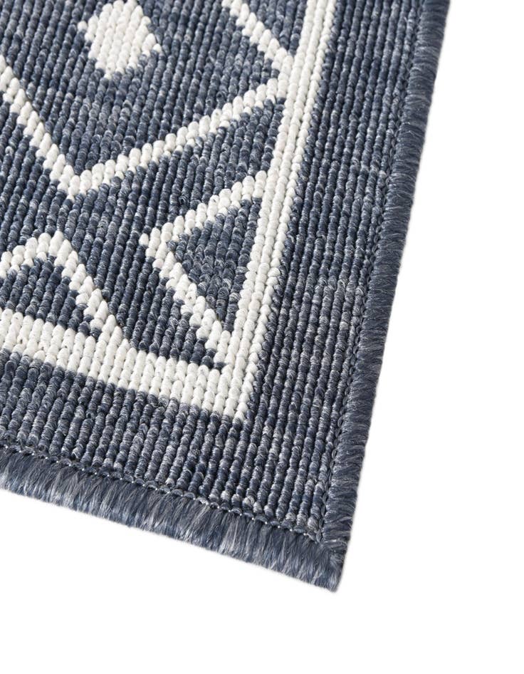 Detail image of  4' x 6'  Washable Lattice Indoor / Outdoor Rug