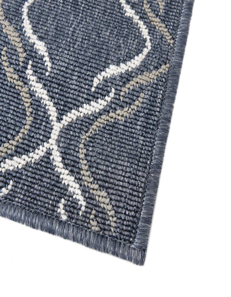 Detail image of  4' x 6'  Washable Lattice Indoor / Outdoor Rug