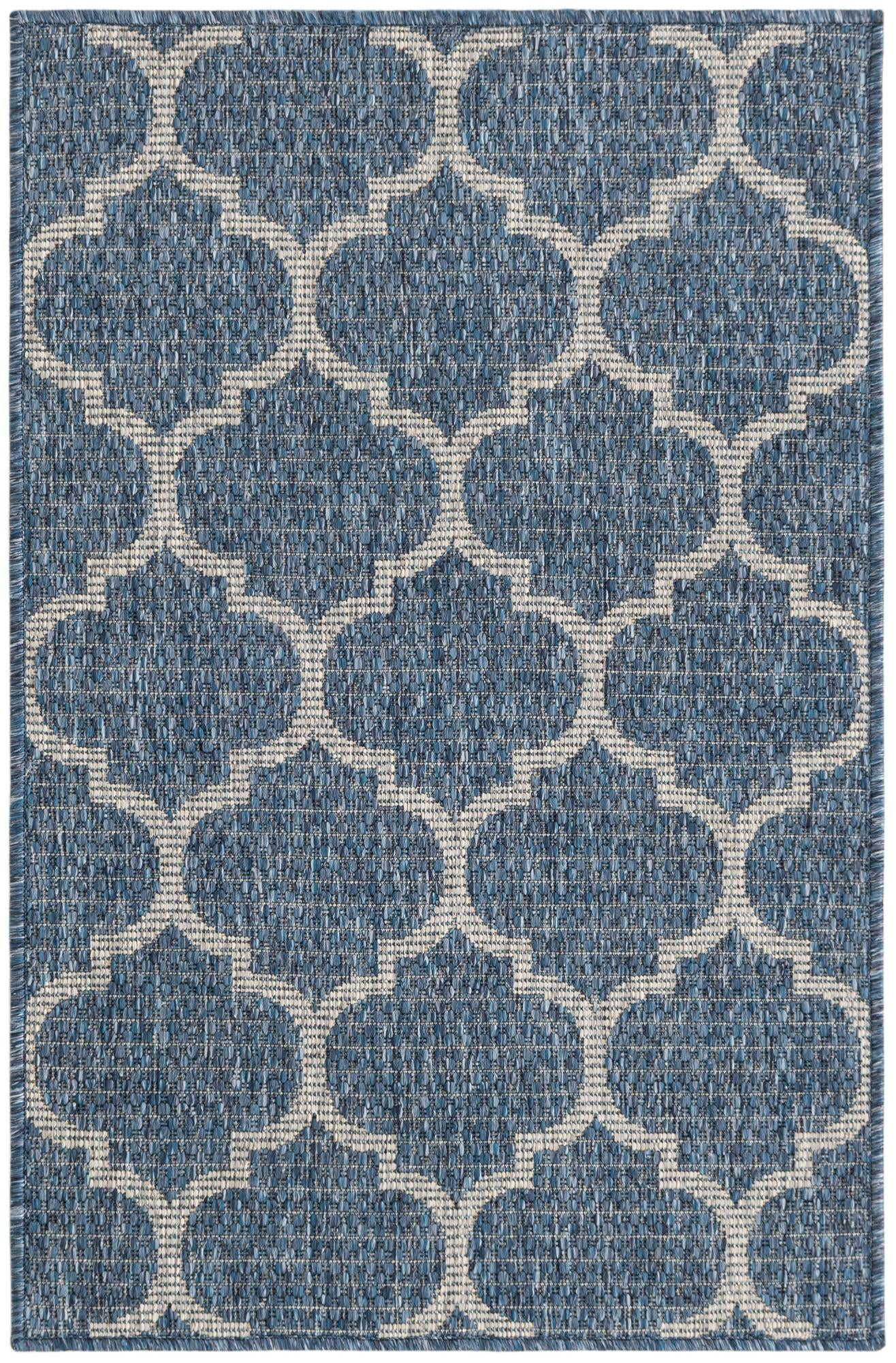  2' x 3'  Washable Lattice Indoor / Outdoor Rug