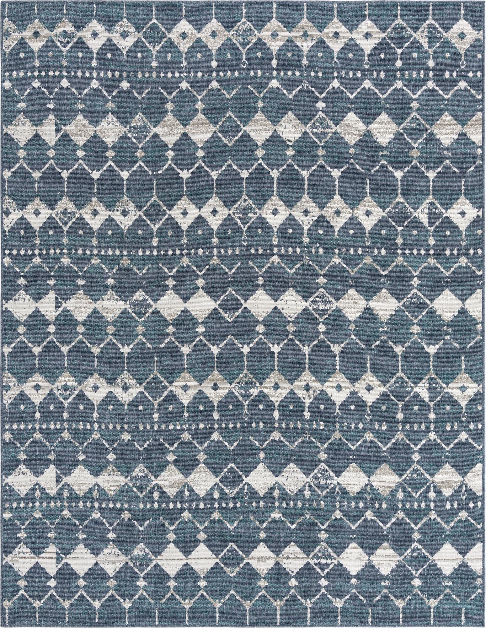  7' 10 x 10'  Washable Lattice Indoor / Outdoor Rug