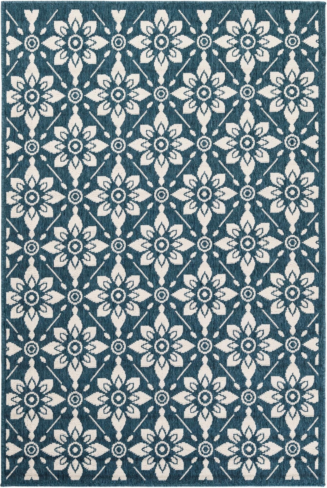  4' x 6'  Washable Lattice Indoor / Outdoor Rug