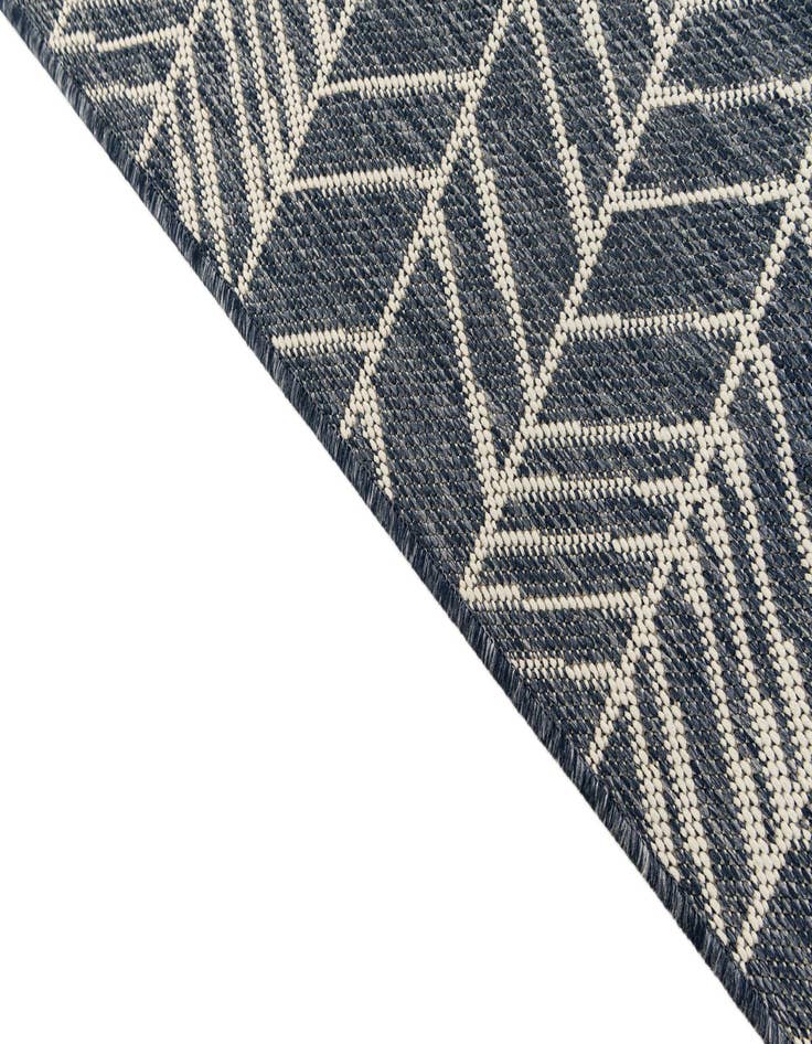 Detail image of  5' 3 x 7' 8  Washable Modern Indoor / Outdoor Rug