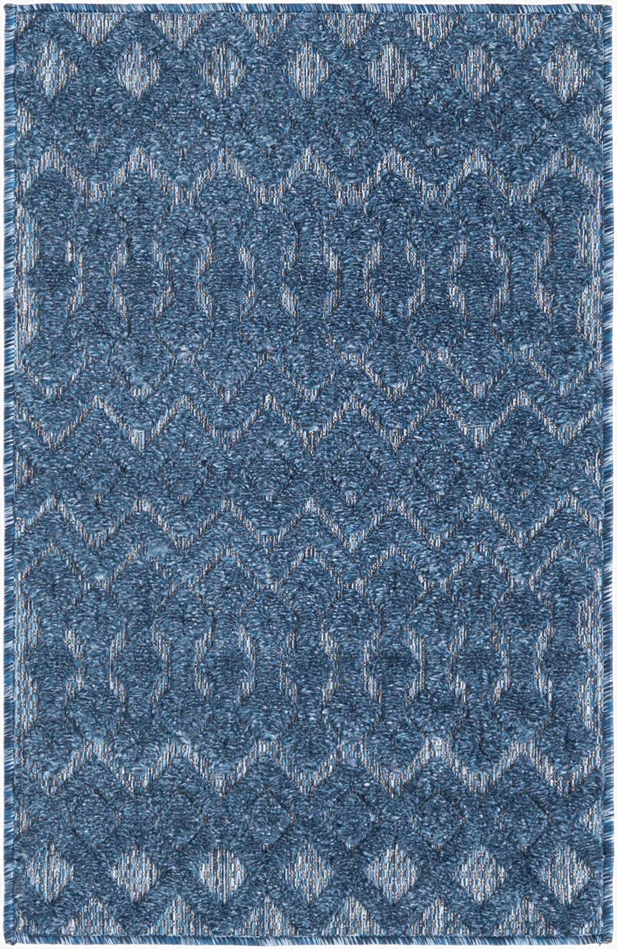  2' x 3'  Washable Trellis Textured Indoor / Outdoor Rug