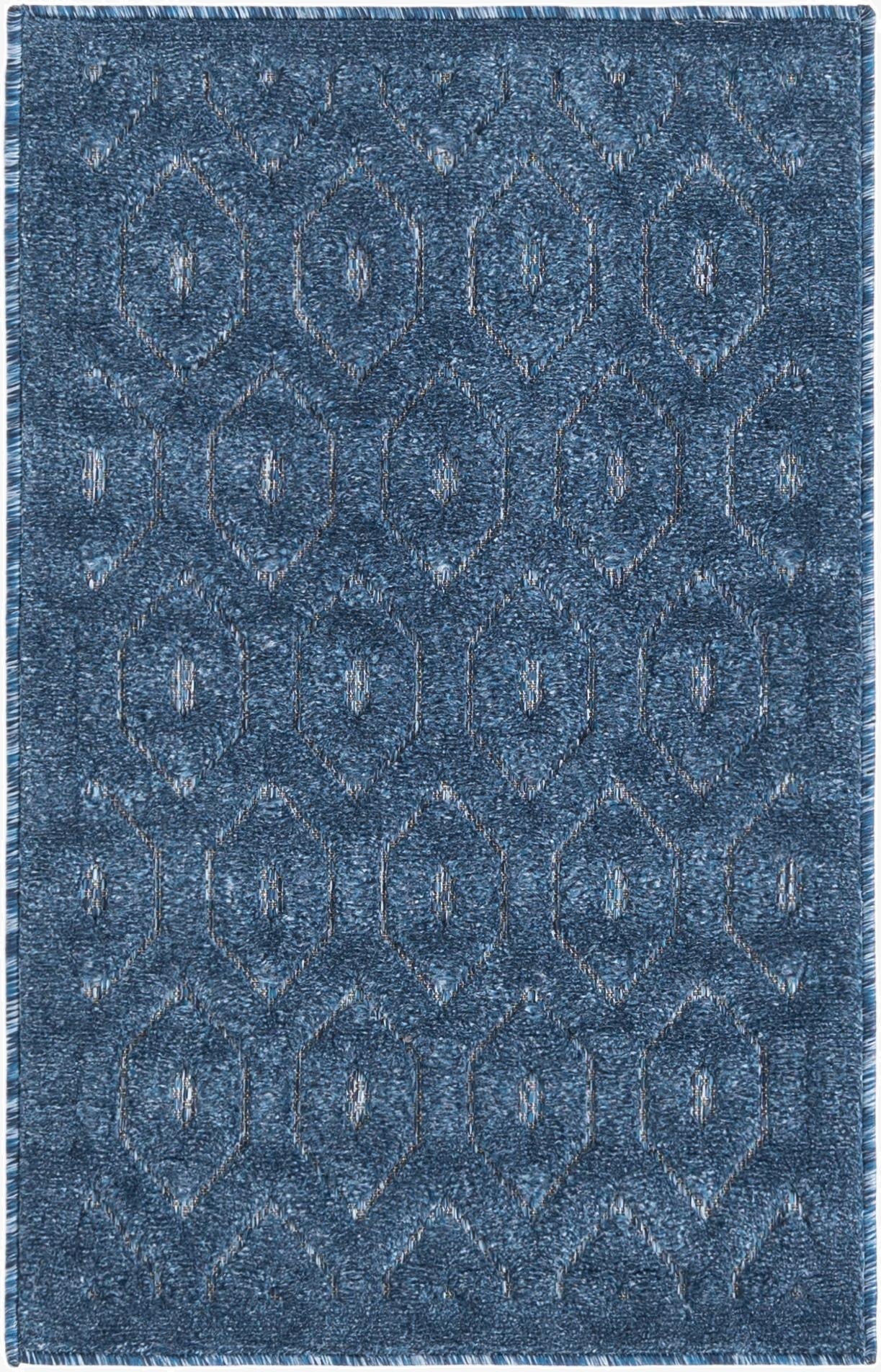  2' x 3'  Washable Trellis Textured Indoor / Outdoor Rug