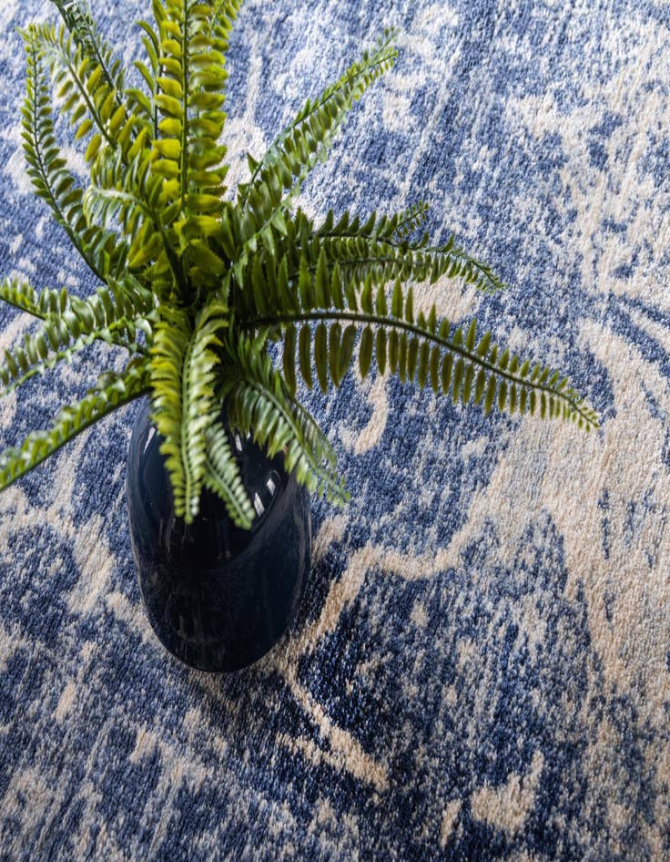 Detail image of  4' x 6' Oxfordshire Rug