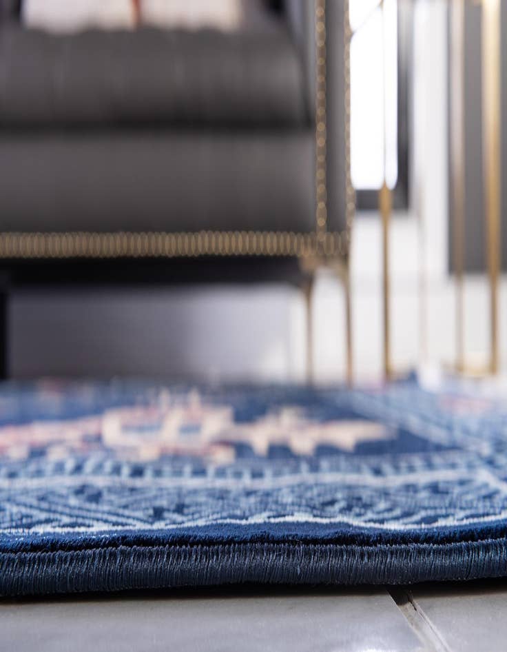 Detail image of 4' x 6' Pao Tou Rug