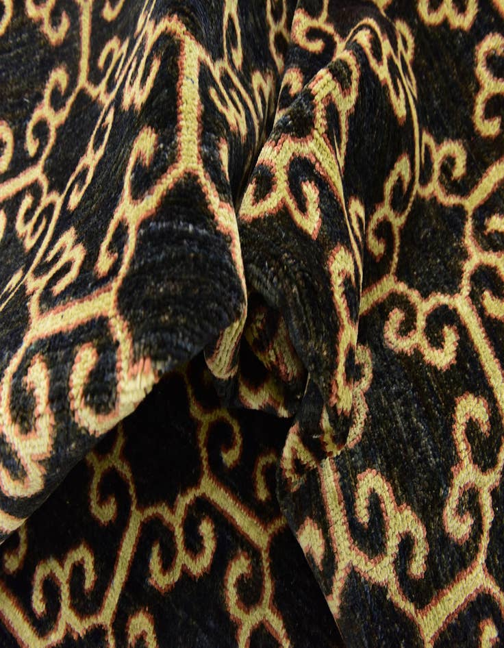 Detail image of  6' 6 x 9' 3  Hand Knotted Peshawar Ziegler Rug