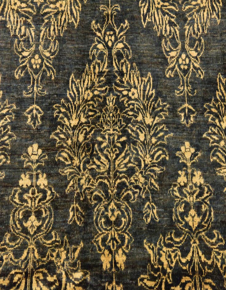 Detail image of  4' 10 x 6' 3  Hand Knotted Peshawar Ziegler Oriental Rug