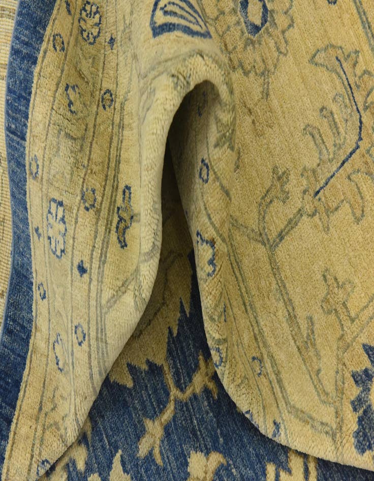 Detail image of  9' 9 x 13' 6  Hand Knotted Peshawar Ziegler Rug