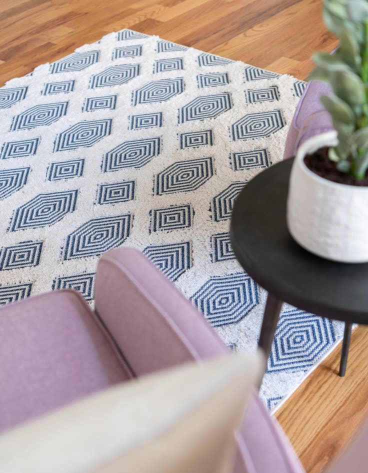 Detail image of  2' 3 x 3' Sabrina Soto Casa Havana Rug