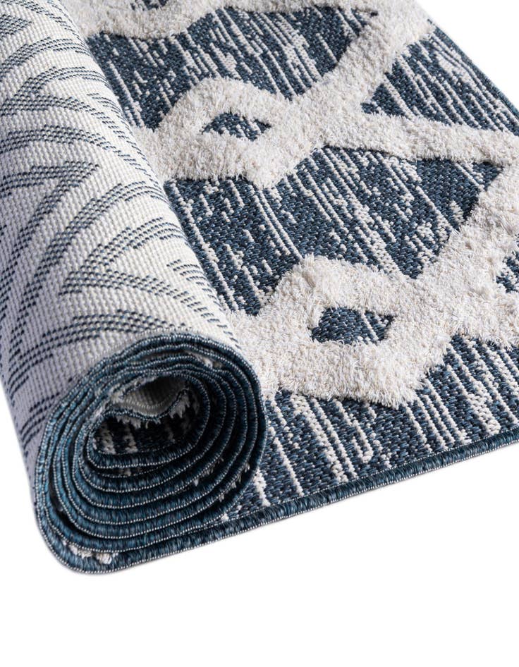 Detail image of  4' 5 x 6' Sabrina Soto Casa Valencia Rug