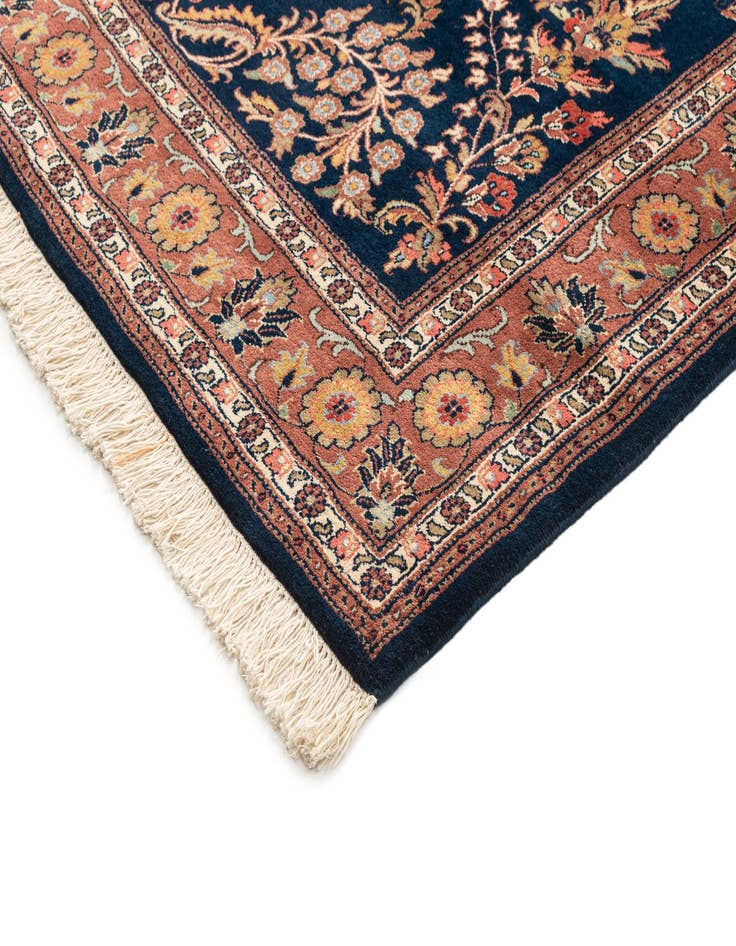 Detail image of  5' 6 x 8' 6  Hand Knotted Sarough Wool Rug