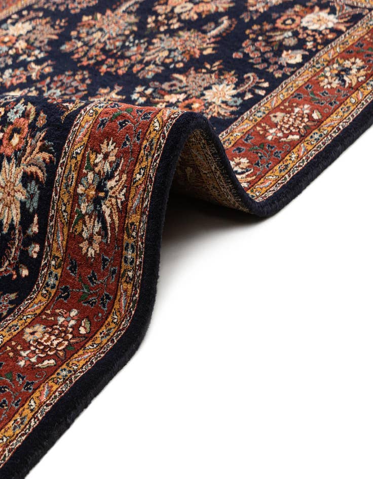 Detail image of  4' x 6'  Hand Knotted Sarough Oriental Wool Rug