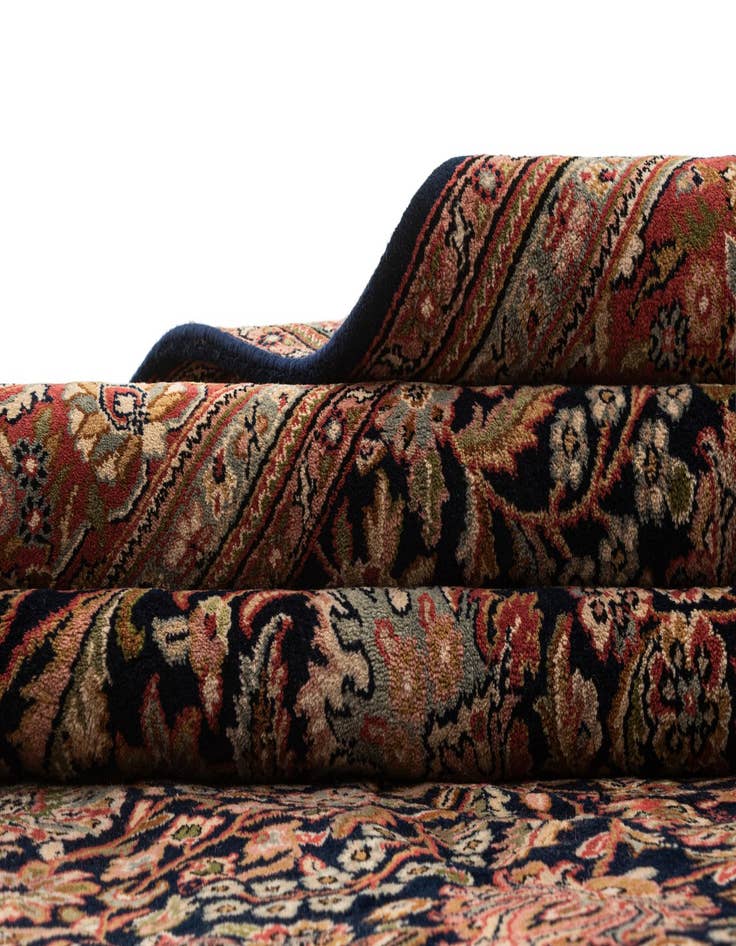 Detail image of  7' 3 x 10' 8  Hand Knotted Sarough Oriental Wool Rug