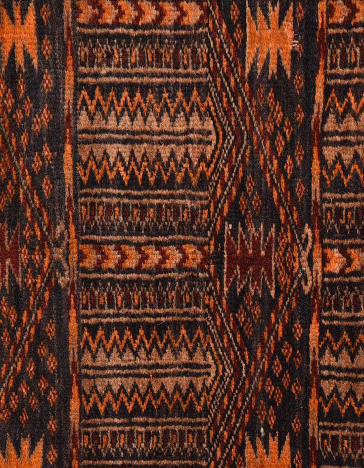 Detail image of 3' x 4' 5 Hand Knotted Shiraz Persian Wool Rug