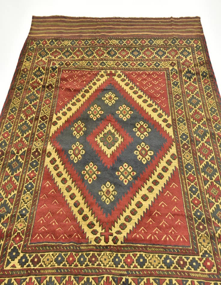 Detail image of 6' 1 x 9' 6 Hand Knotted Sumak Wool Rug