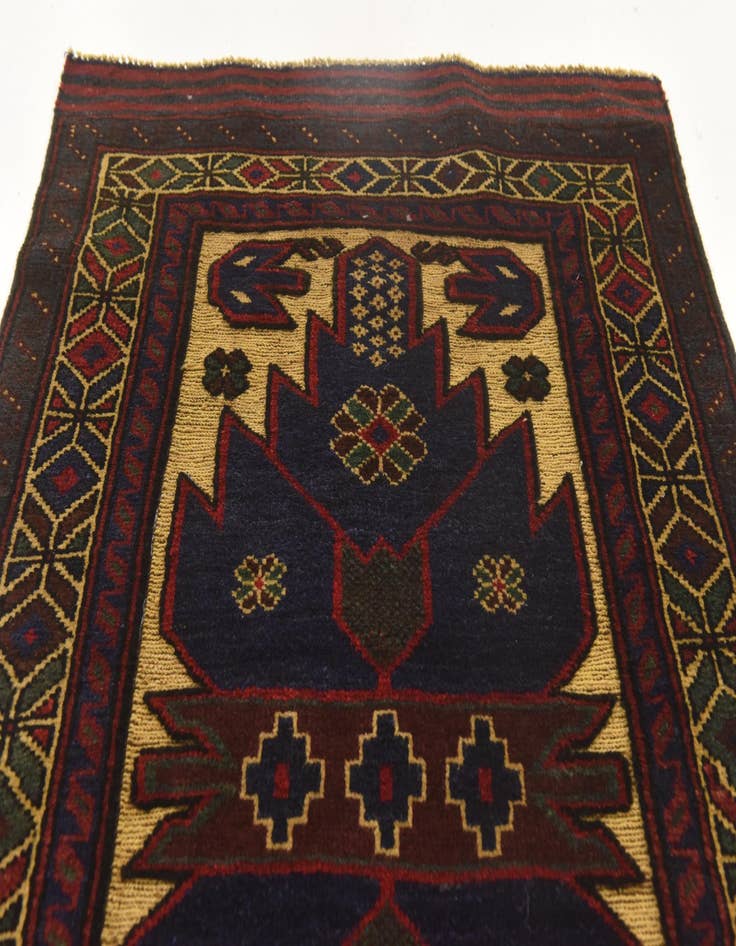 Detail image of  2' 10 x 4' 6  Hand Knotted Sumak Wool Rug