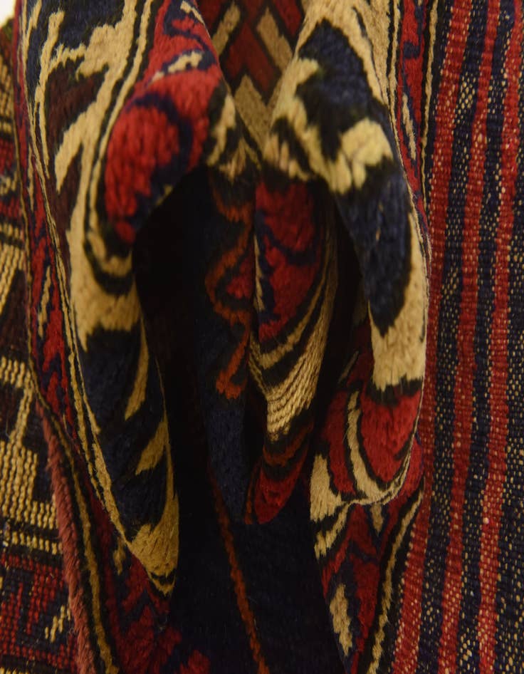 Detail image of  3' x 4' 7  Hand Knotted Sumak Wool Rug