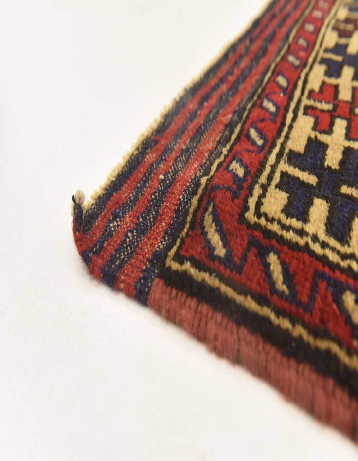 Detail image of  3' x 4' 7  Hand Knotted Sumak Wool Rug