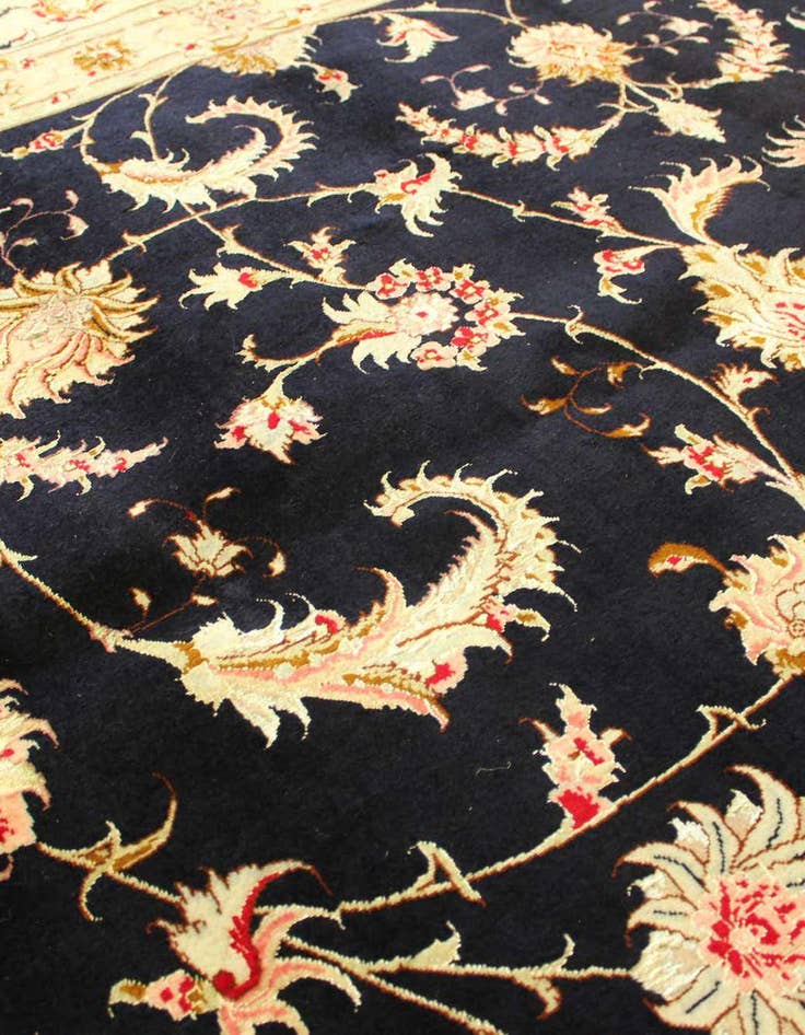 Detail image of  11' 5 x 14' 2  Hand Knotted Tabriz Persian Rug