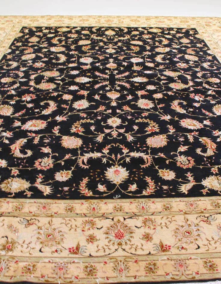 Detail image of  11' 5 x 14' 2  Hand Knotted Tabriz Persian Rug