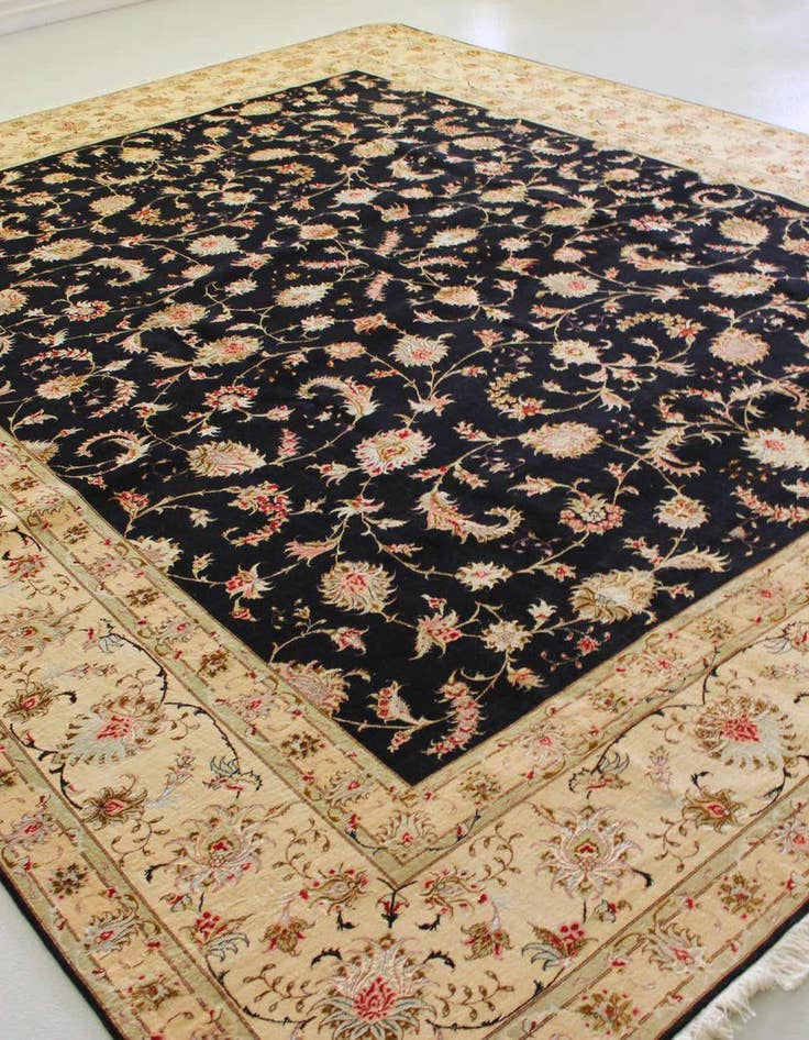 Detail image of  11' 5 x 14' 2  Hand Knotted Tabriz Persian Rug