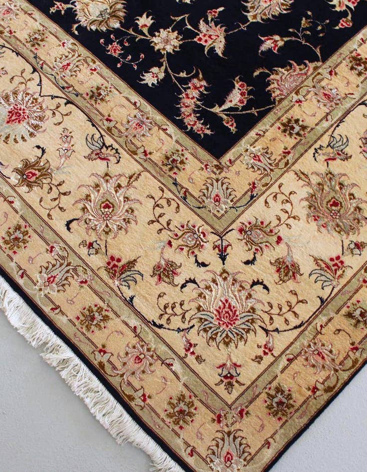 Detail image of  11' 5 x 14' 2  Hand Knotted Tabriz Persian Rug