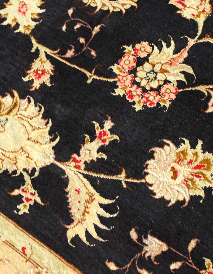 Detail image of  11' 5 x 14' 2  Hand Knotted Tabriz Persian Rug