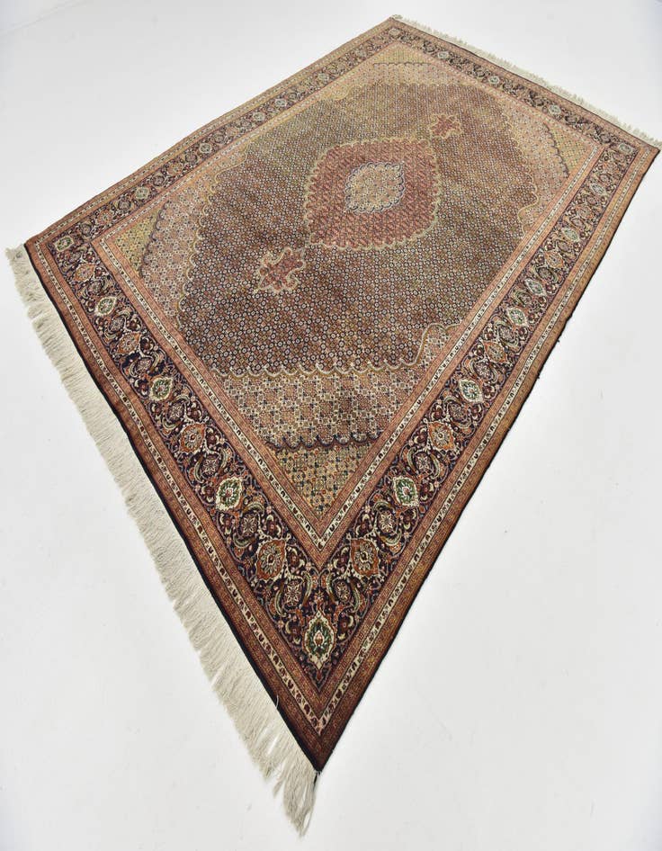 Detail image of  6' 9 x 9' 6  Hand Knotted Tabriz Persian Rug