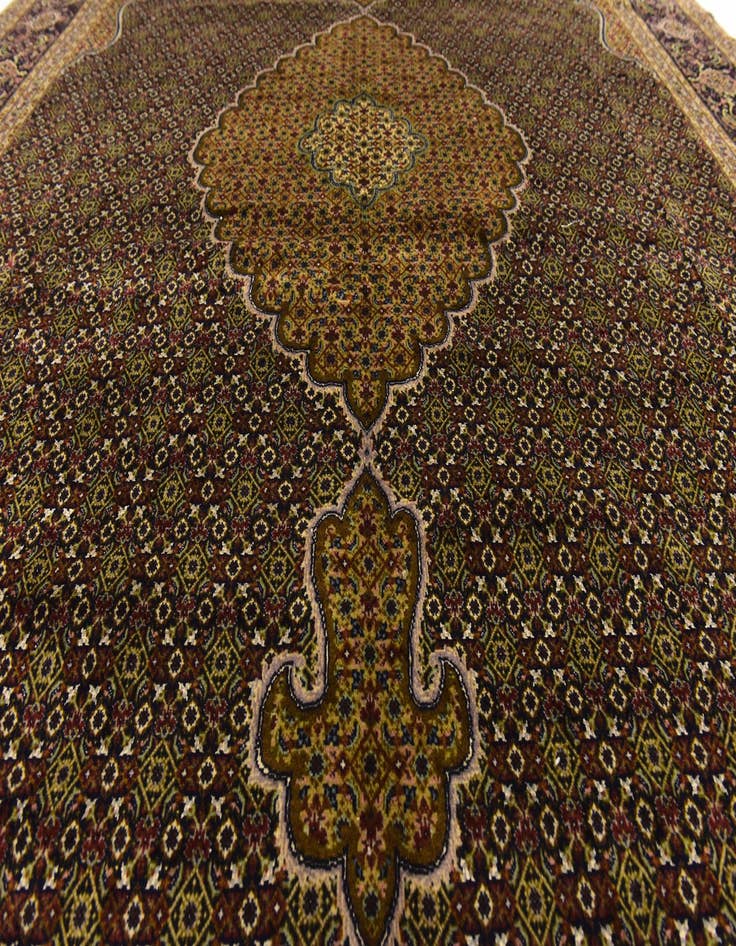 Detail image of  6' 8 x 9' 10  Hand Knotted Tabriz Persian Rug