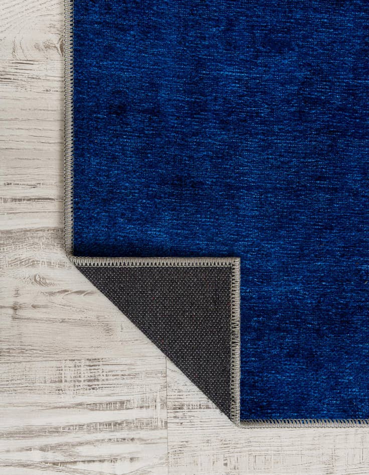 Detail image of  5' x 8' Alaska The Flag Collection Rug