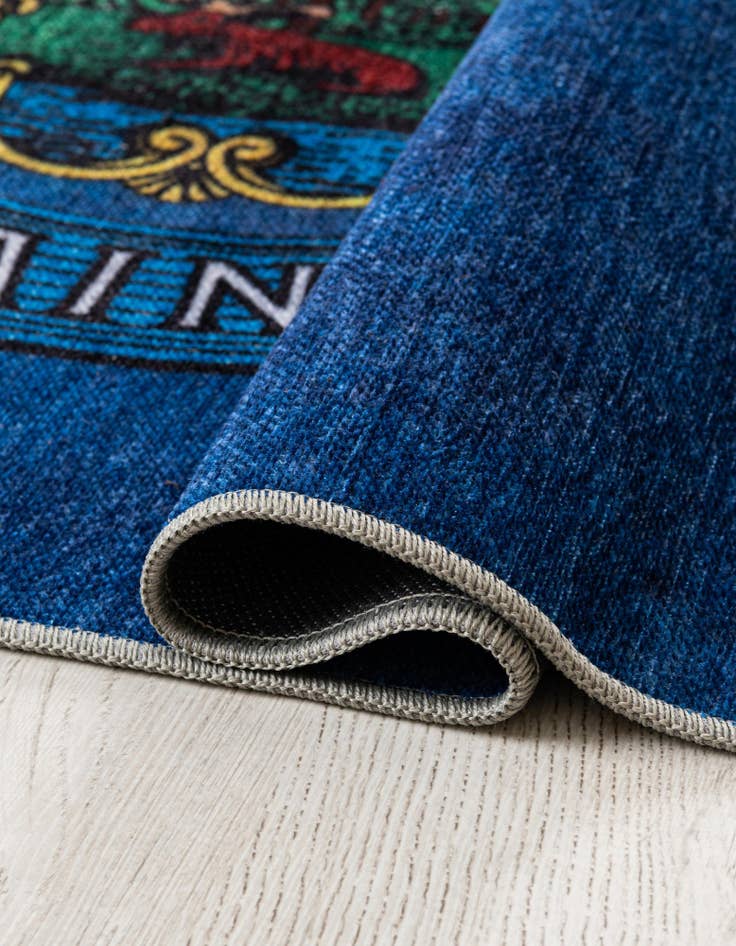 Detail image of  8' x 11' Maine The Flag Collection Rug