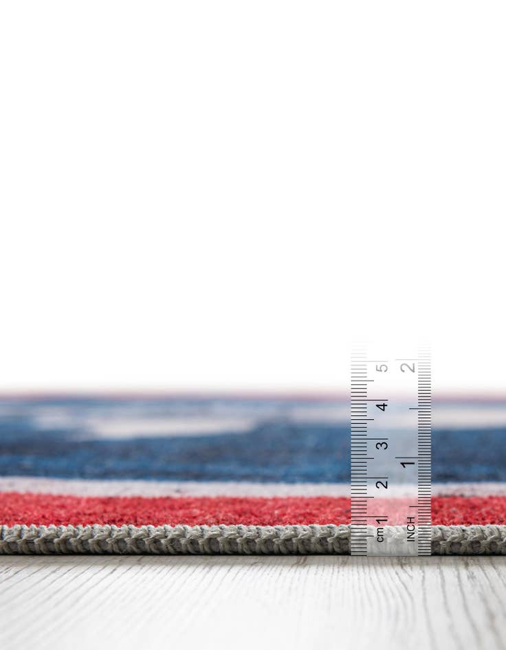 Detail image of  8' x 10' Wyoming The Flag Collection Rug