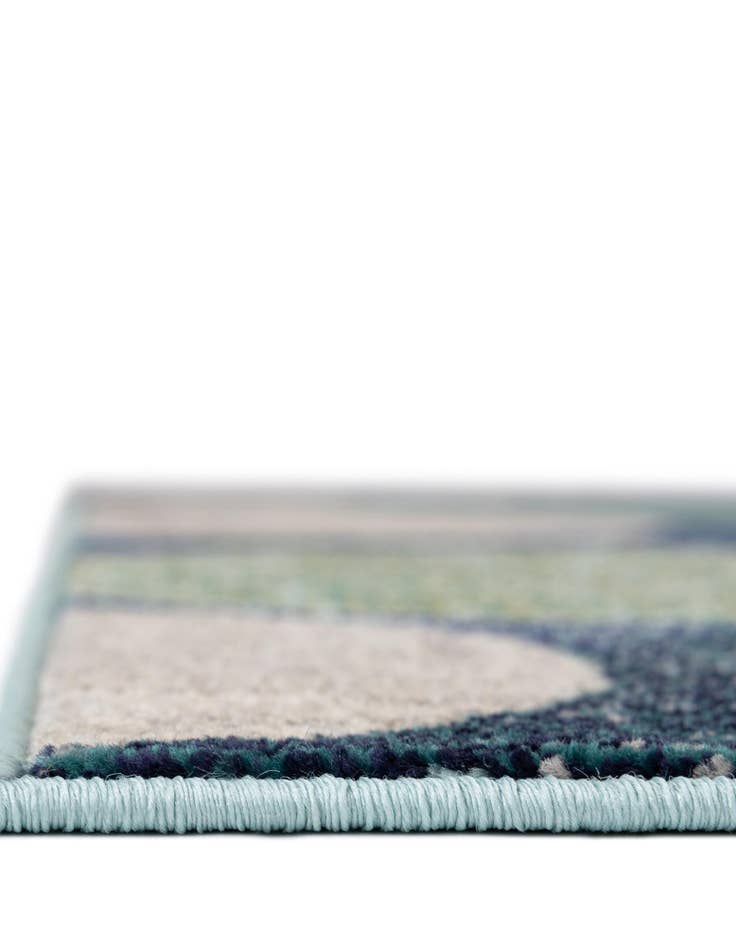Detail image of  8' x 10'  Washable Theia Rug
