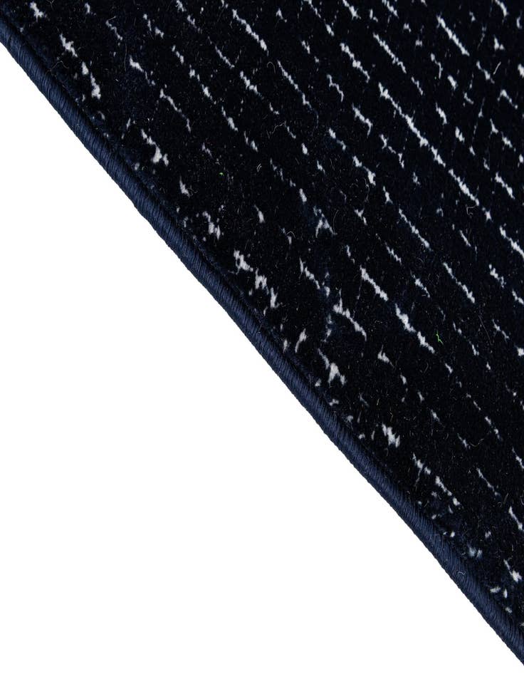 Detail image of Jill Zarin 5' 2 x 7' 6 Uptown Rug