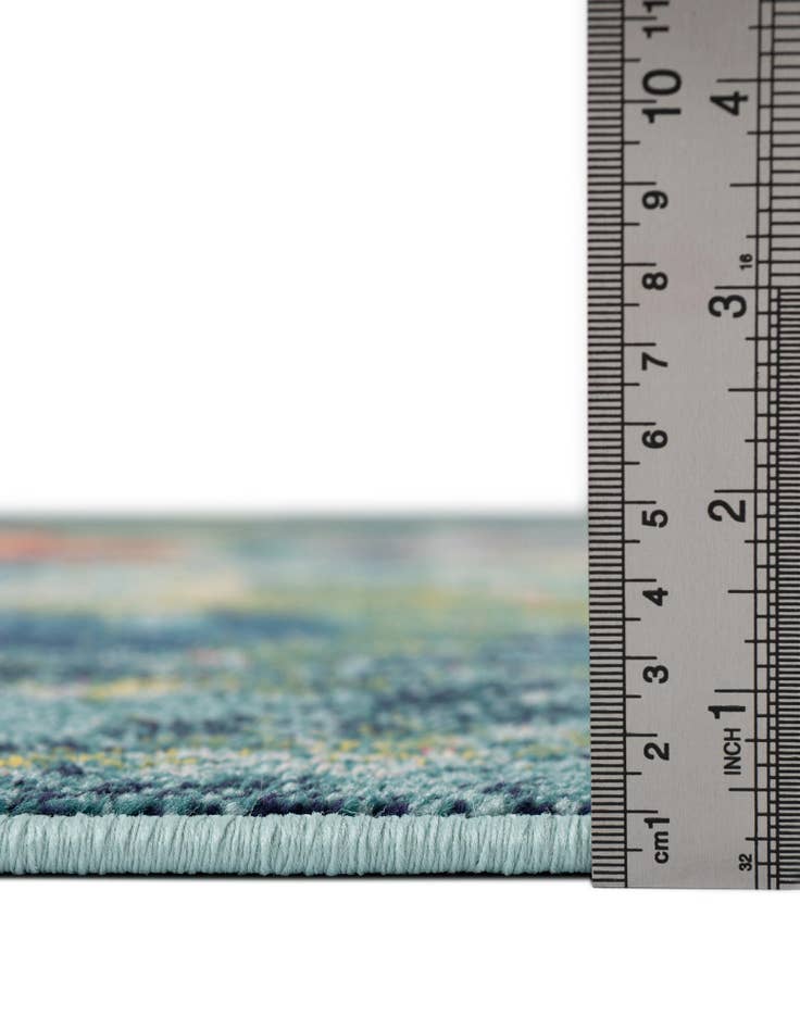 Detail image of  6' 1 x 6' 1  Washable Amalfi Round Rug