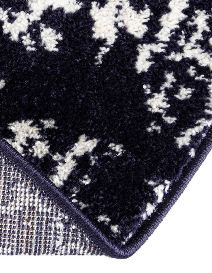 Detail image of  5' 3 x 5' 3 Arlington Round Rug