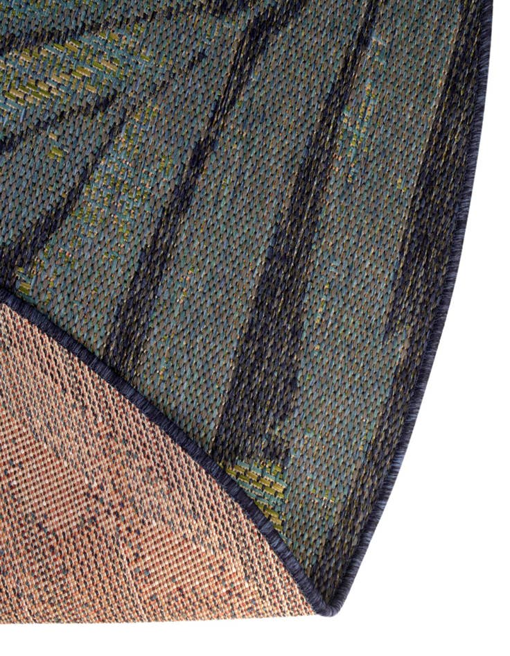 Detail image of  7' 10 x 7' 10  Washable Baja Indoor / Outdoor Round Rug