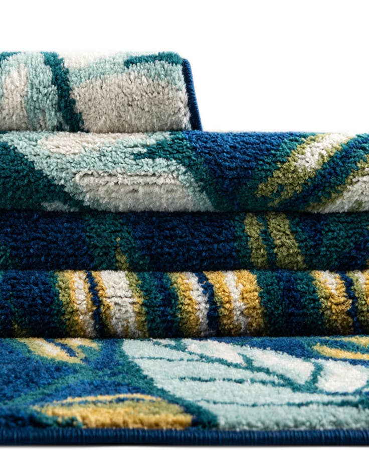 Detail image of  3' 3 x 3' 3 Bloom Round Rug