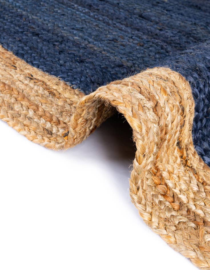 Detail image of  8' x 8'  Hand Braided Jute Round Rug