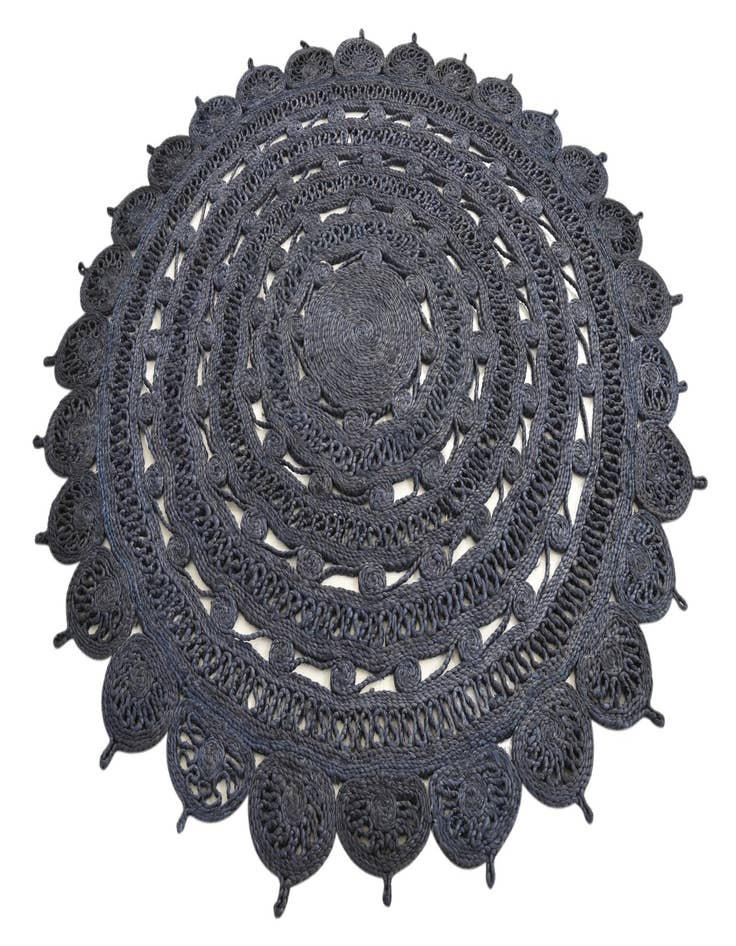 Detail image of  6' 1 x 6' 1  Hand Braided Jute Round Rug