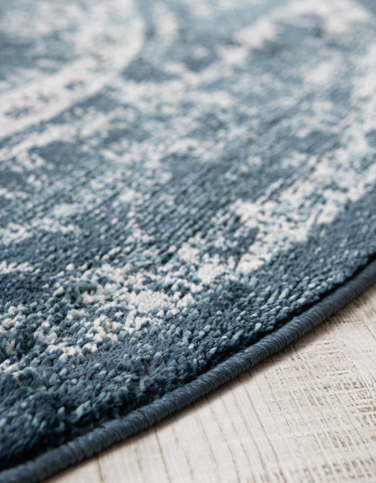 Detail image of  5' x 5' Charleston Round Rug