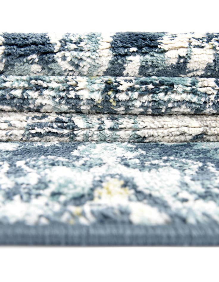 Detail image of  5' x 5' Charleston Round Rug