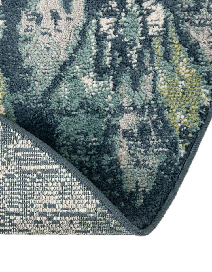 Detail image of  5' x 5' Charleston Round Rug