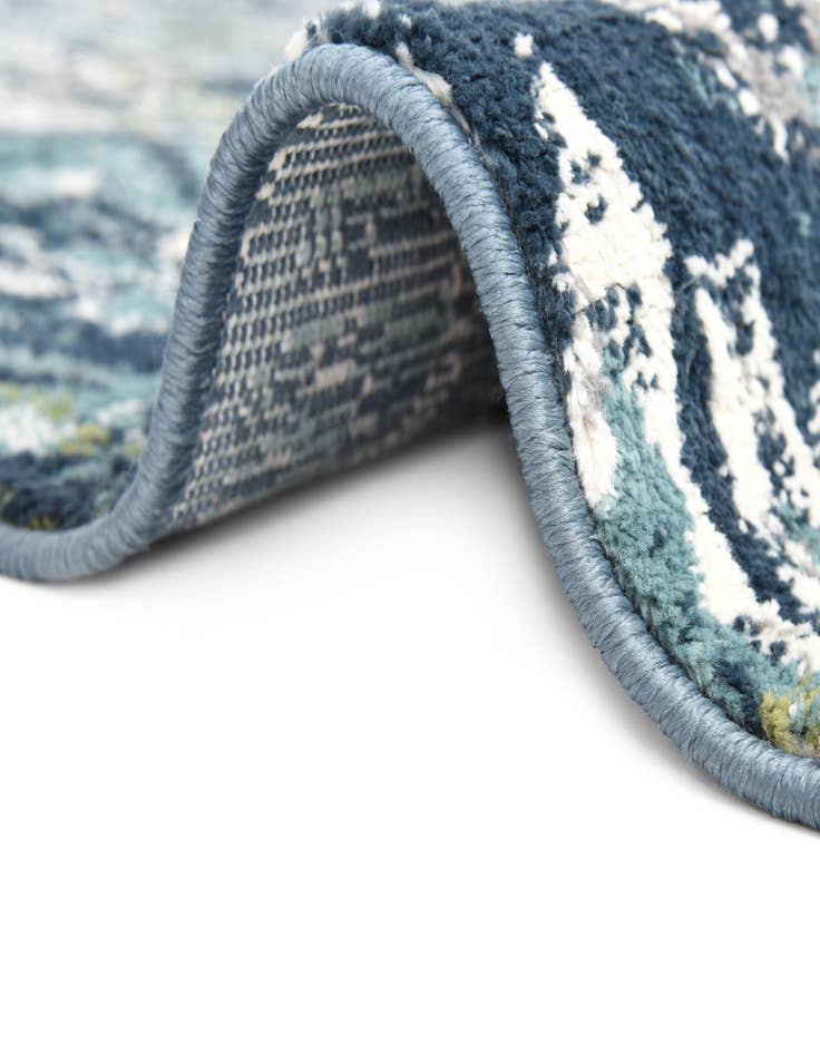 Detail image of  5' x 5' Charleston Round Rug