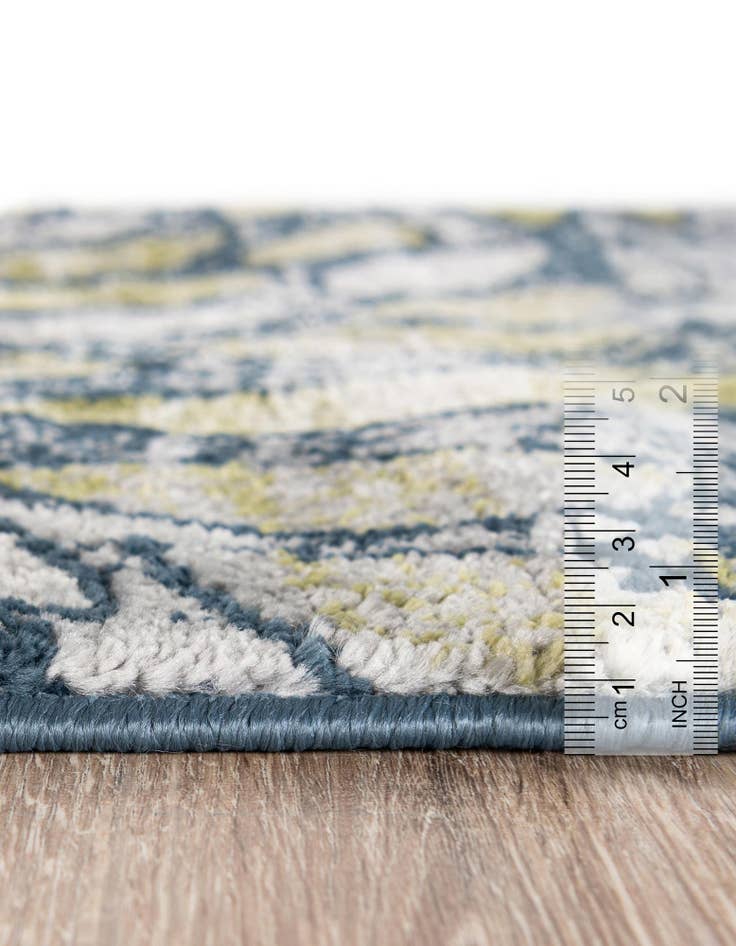 Detail image of  7' x 7' Charleston Round Rug