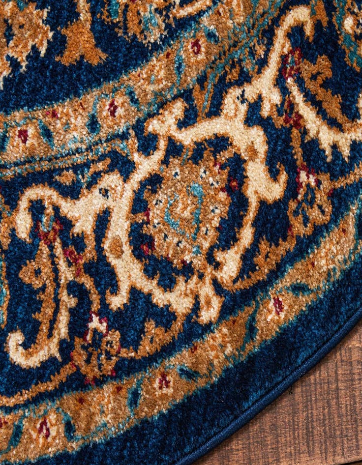Detail image of 4' 5 x 4' 5 Charlestown Round Rug