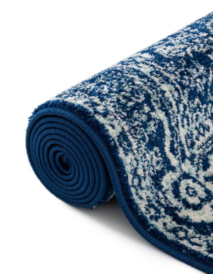 Detail image of  5' 3 x 5' 3 Dover Round Rug